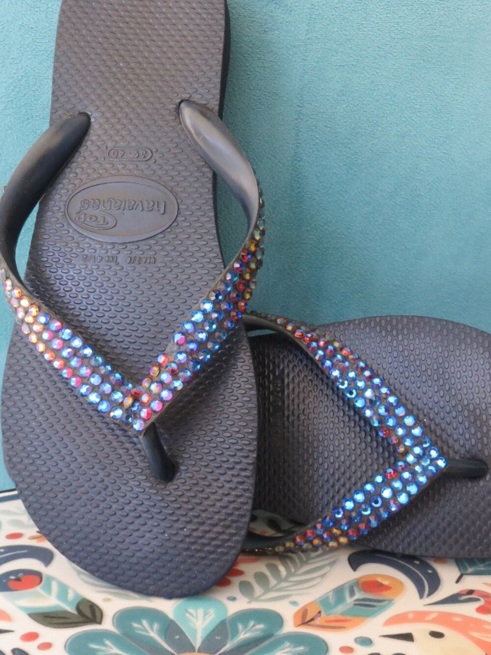 Havaianas Purple Irridescent Rhinestone Flip Flops.......826